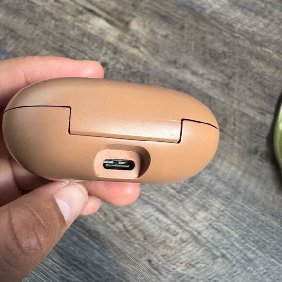 Beats earbud charger case ONLY Case - Picture 5 of 5